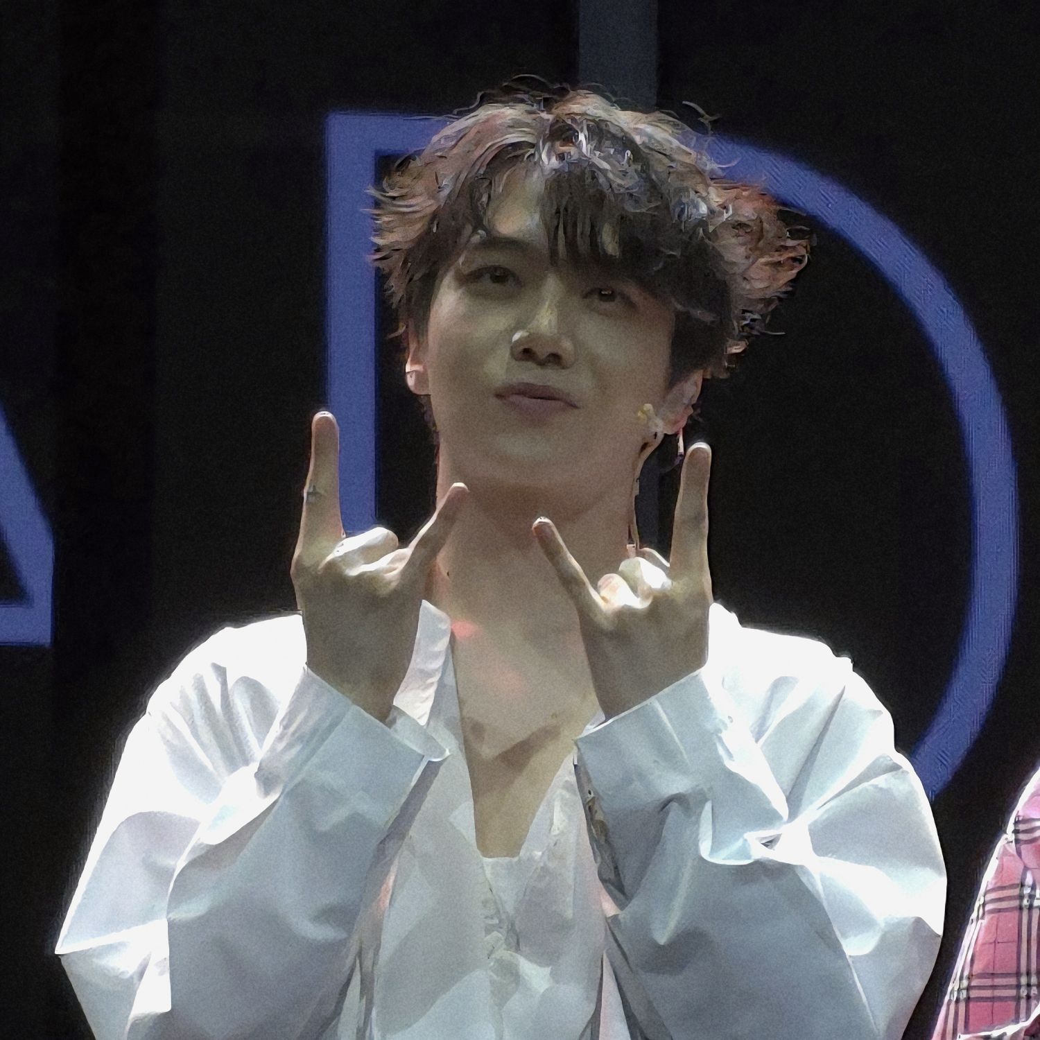 珍虎 (PENTAGON)的最新照片