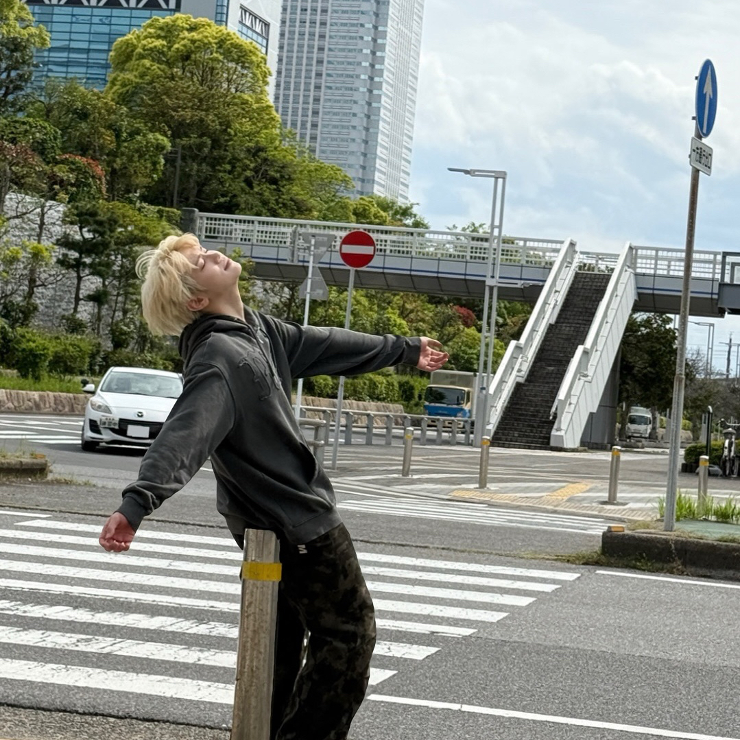 Recent activity shot of Kim Taerae (ZEROBASEONE)