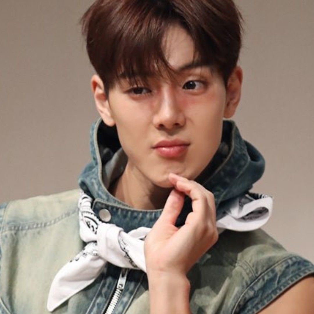 Latest photo of Shownu (MONSTA X)