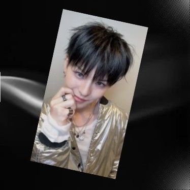 Latest photo of Yoshi (TREASURE)