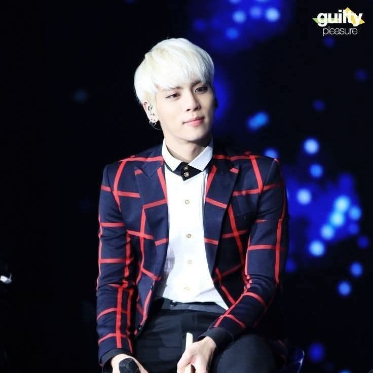 Behind-the-scenes cut of Jonghyun (SHINee)