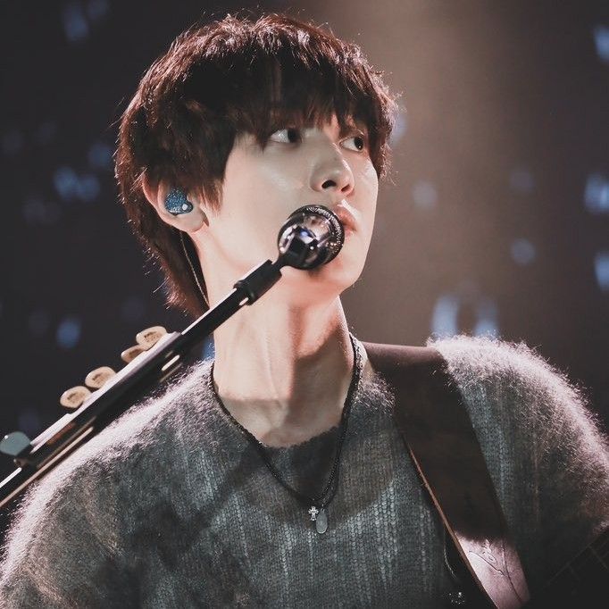 Behind-the-scenes cut of Chanyeol (EXO)