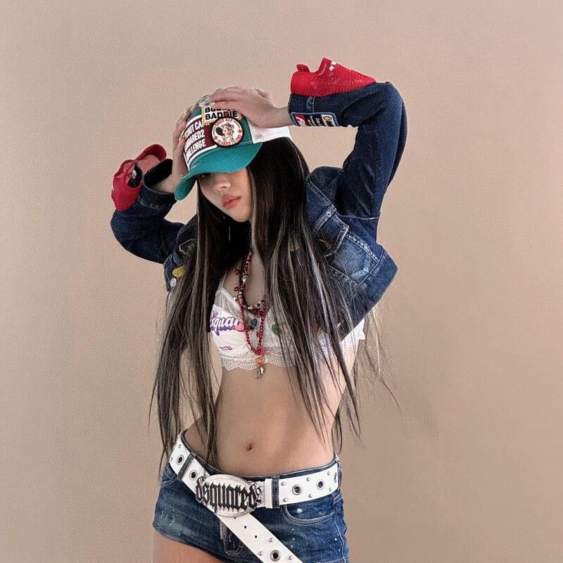 Behind-the-scenes cut of Soyeon (i-dle)