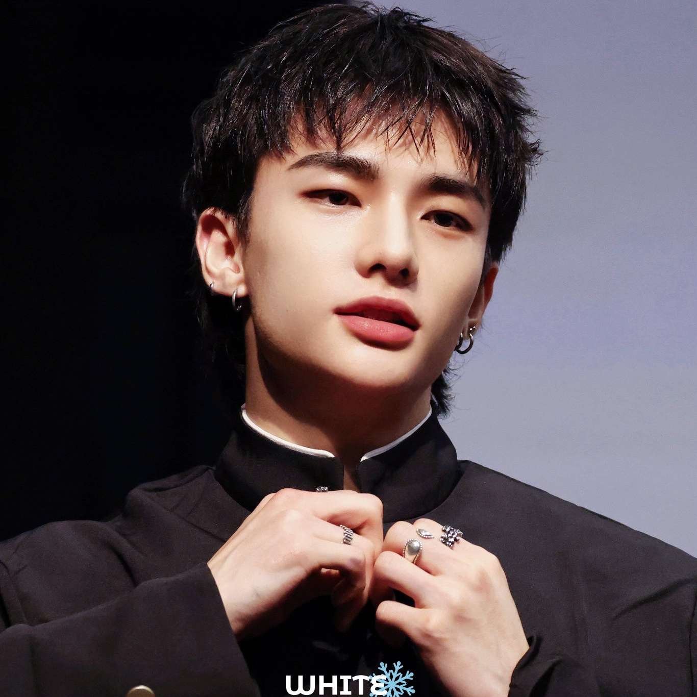 Latest photo of Hyunjin (Stray Kids)