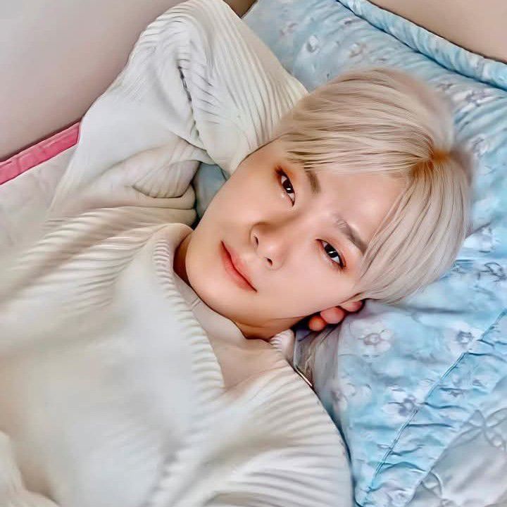 Behind-the-scenes cut of Moonbin (ASTRO)