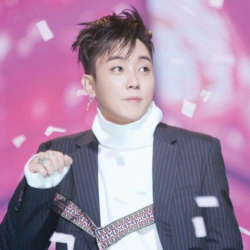 Behind-the-scenes cut of Eun Jiwon (SECHSKIES)