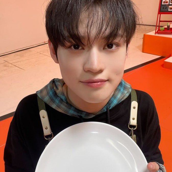 Latest photo of Chenle (NCT DREAM)