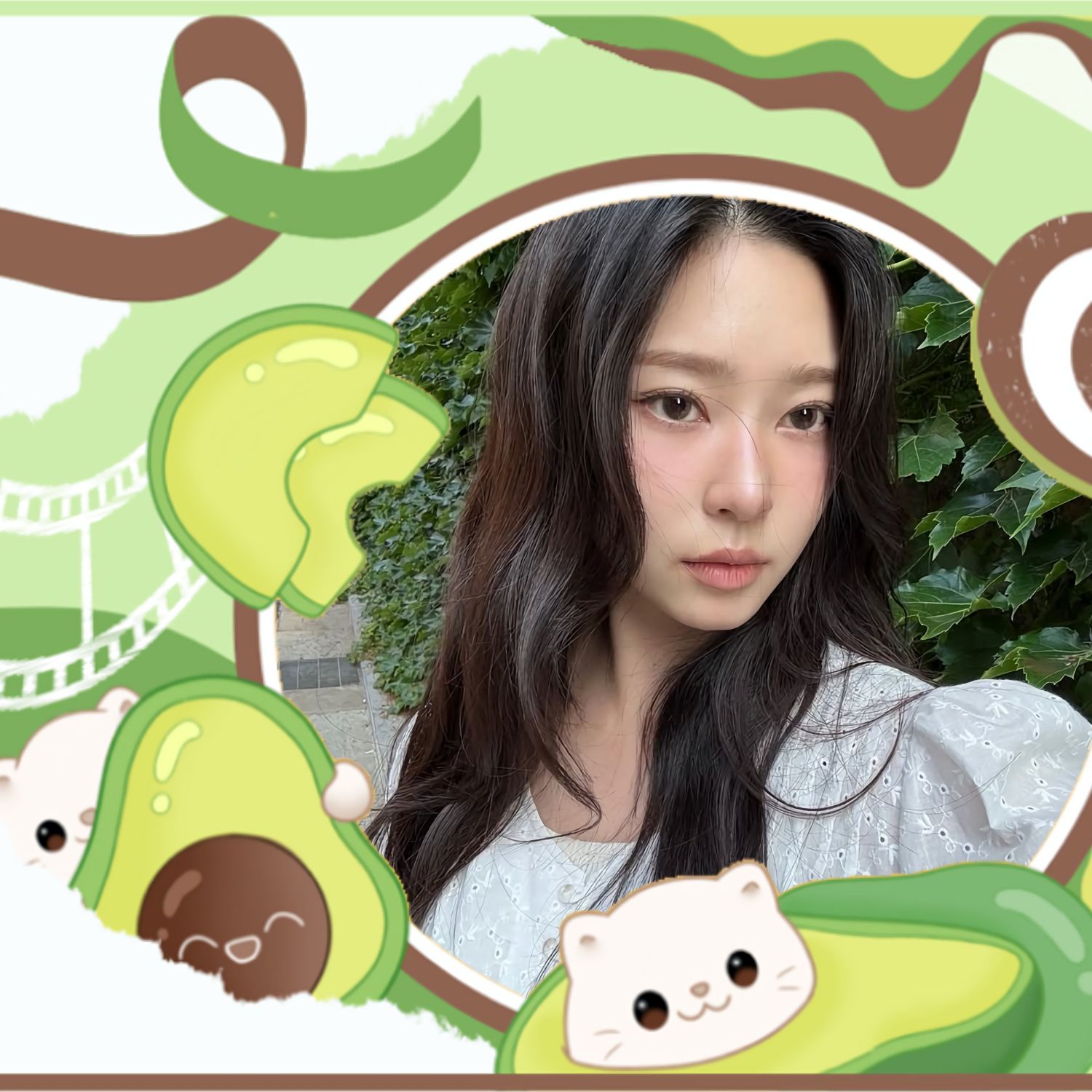 Behind-the-scenes cut of Kim Minju