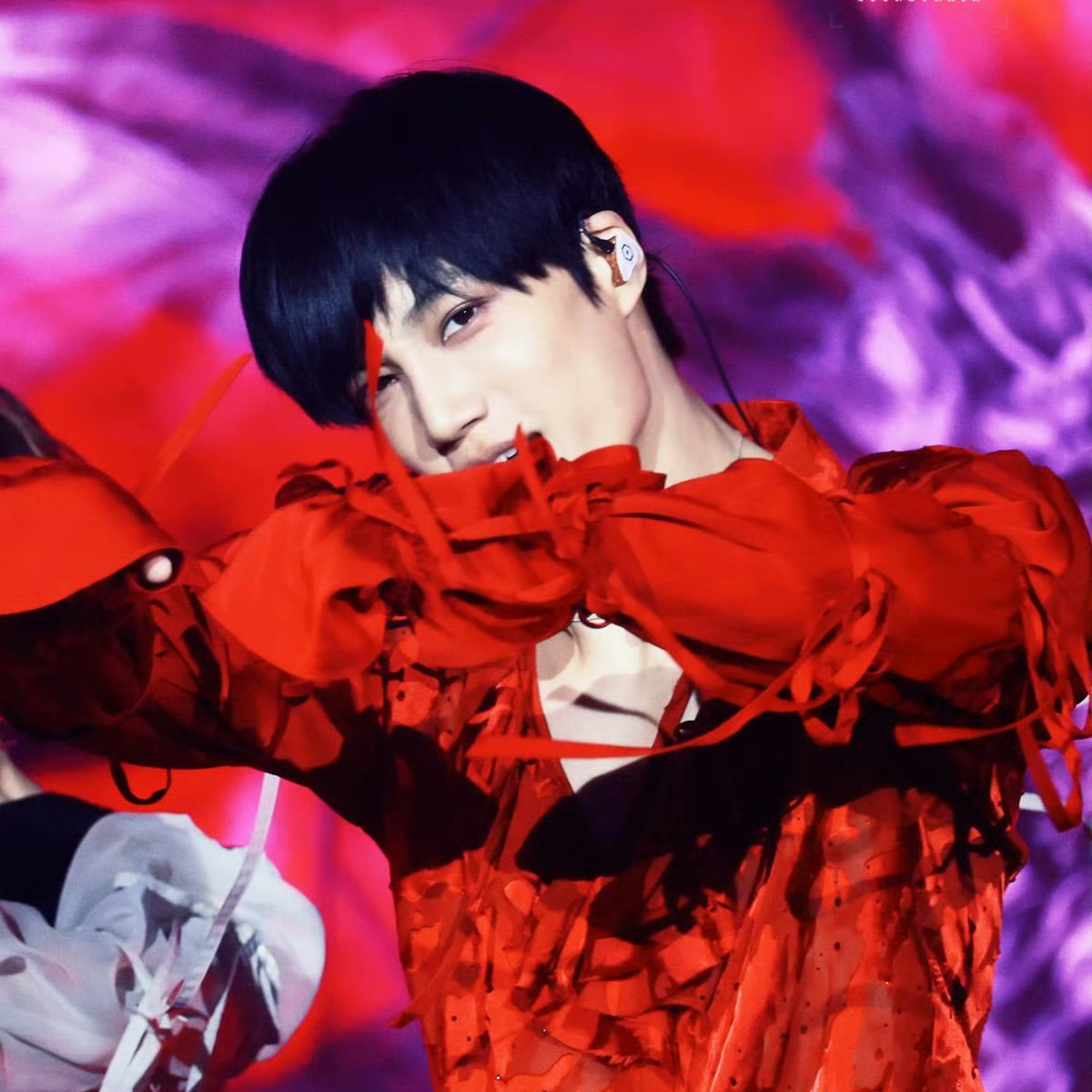 Behind-the-scenes cut of Kai (EXO)