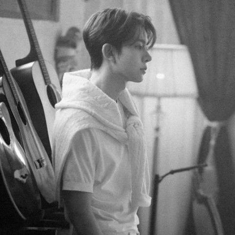 Latest photo of Heeseung (ENHYPEN)