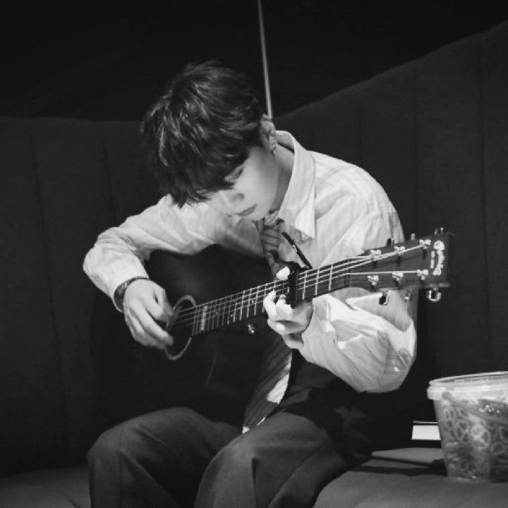 슈가 (방탄소년단) 최근 활동샷