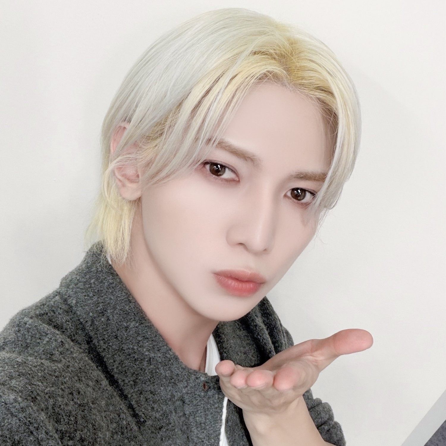 에이티즈의 최신 사진