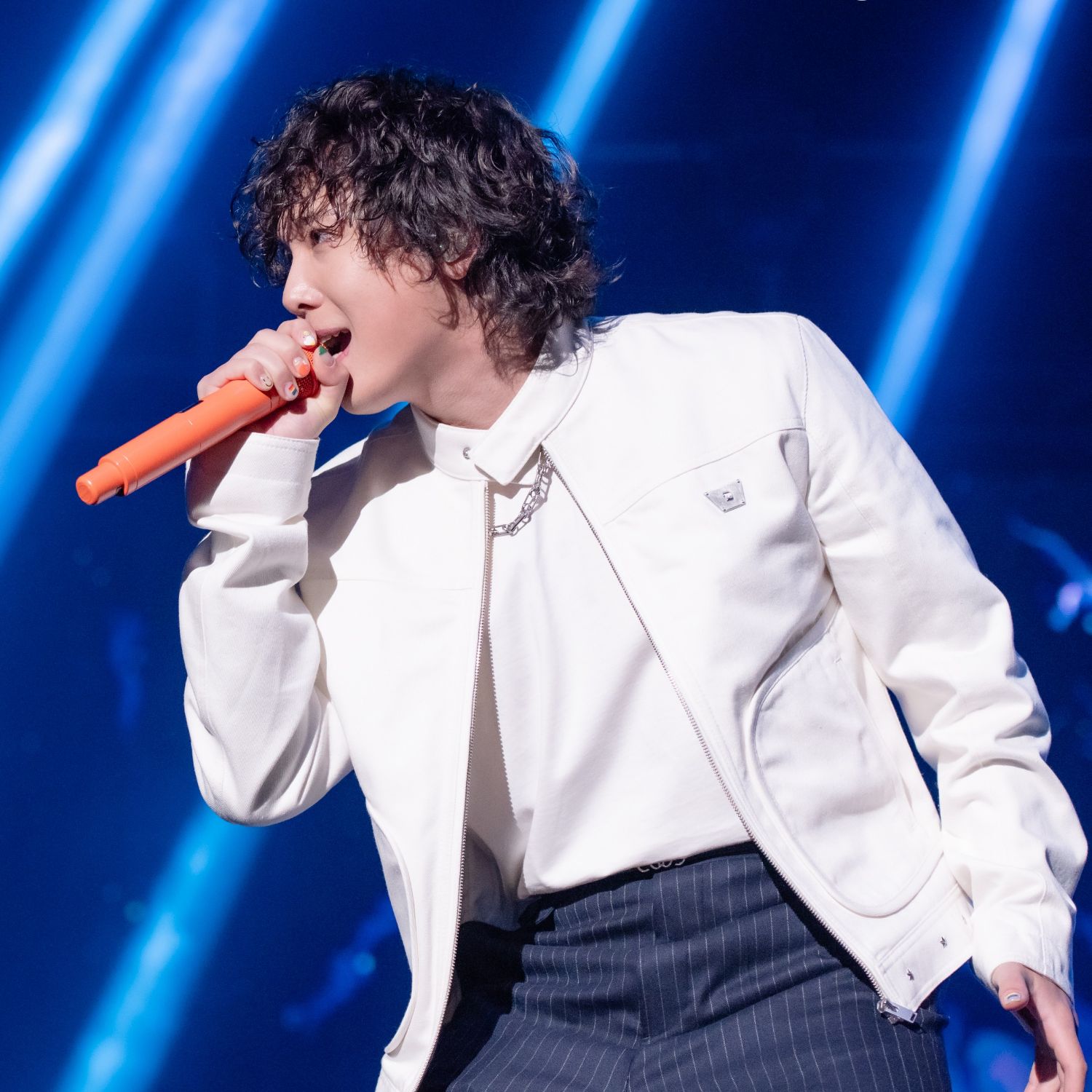 A moment captured by FTIsland's fan