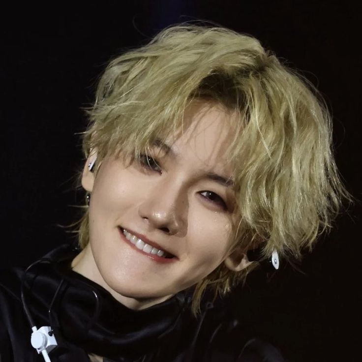 Foto aktivitas terbaru Baekhyun (EXO)