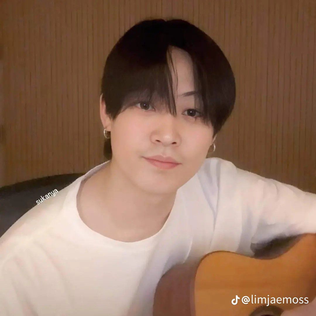 Behind-the-scenes cut of JAY B (GOT7)