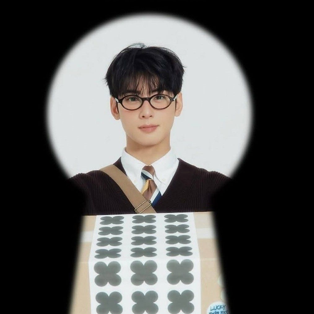 아스트로의 최신 사진