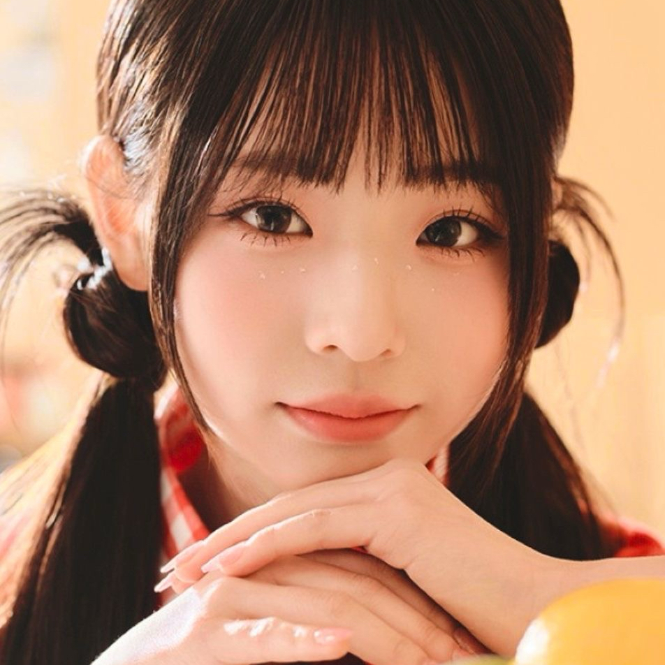 Behind-the-scenes cut of Seowon (UNIS)