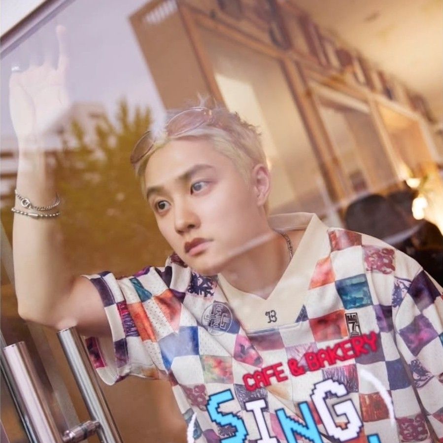 Behind-the-scenes cut of D.O. (EXO)