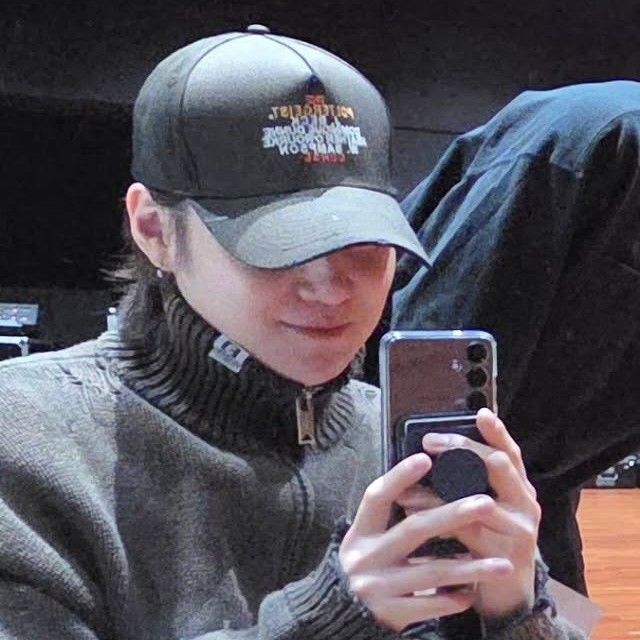 Potret di balik layar SUGA (BTS)