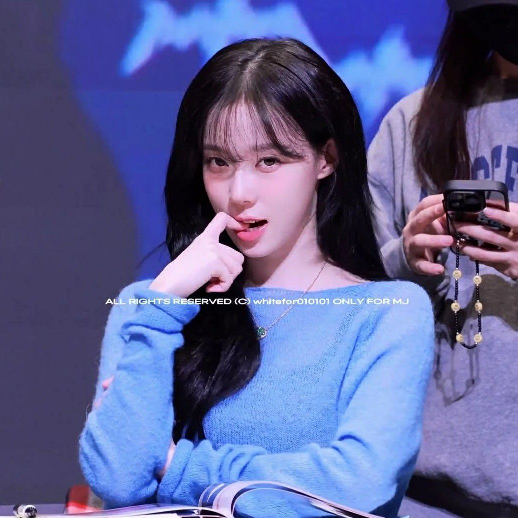 윈터 (에스파)의 최신 사진