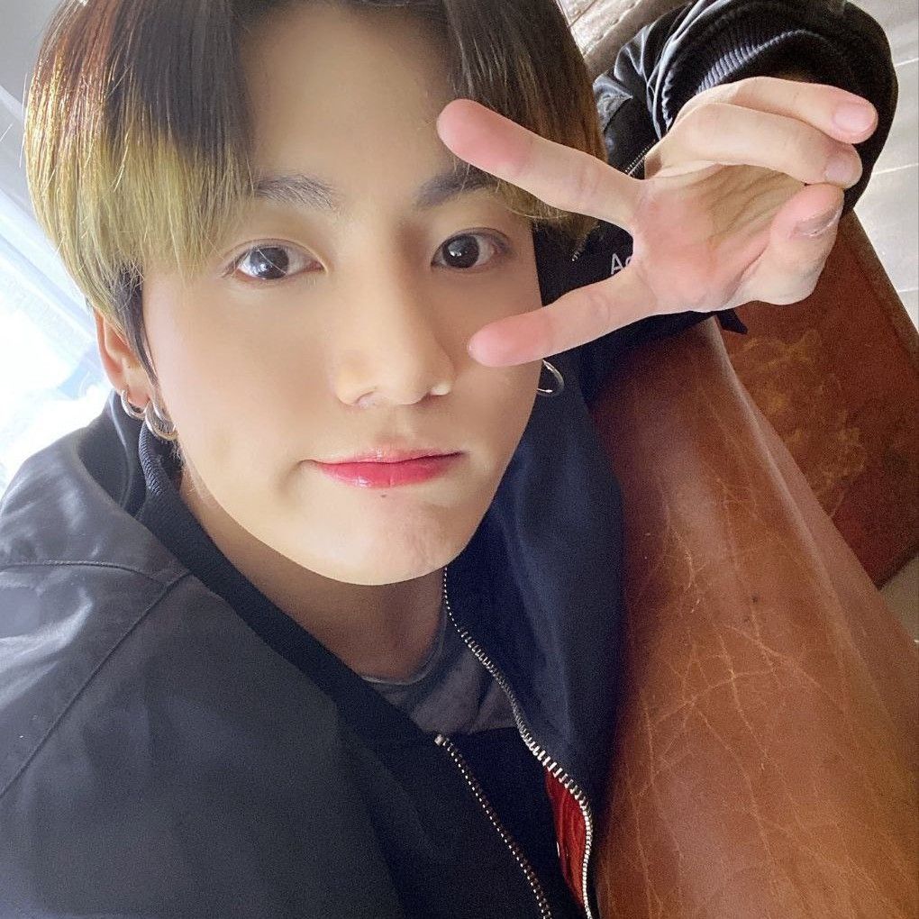 정국 (방탄소년단) 최근 활동샷