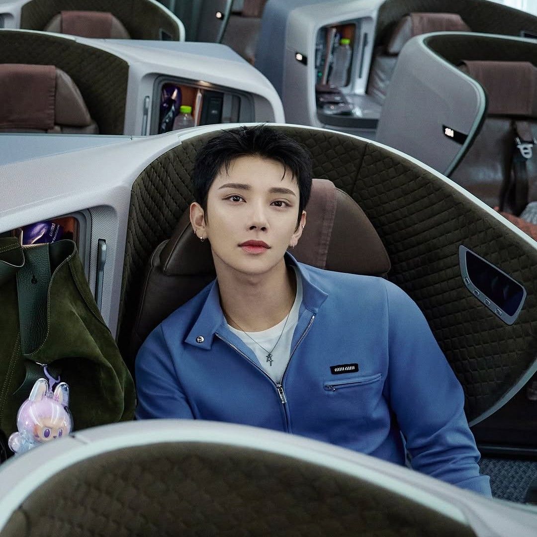 Latest photo of Joshua (SEVENTEEN)