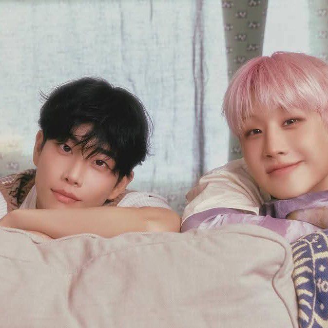 A moment captured by MJ (ASTRO)'s fan
