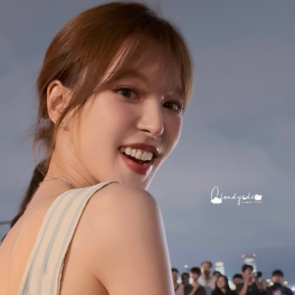 Latest photo of Wendy (Red Velvet)