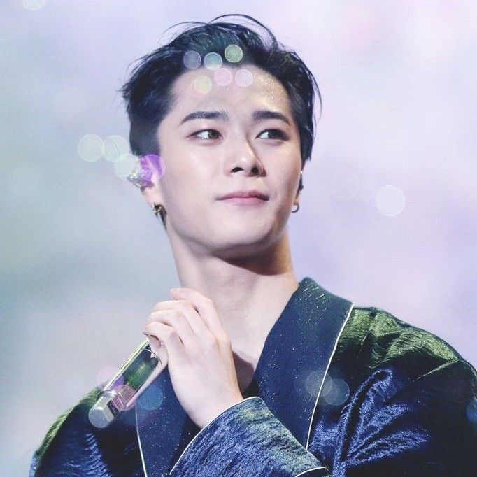 ASTRO的最新照片