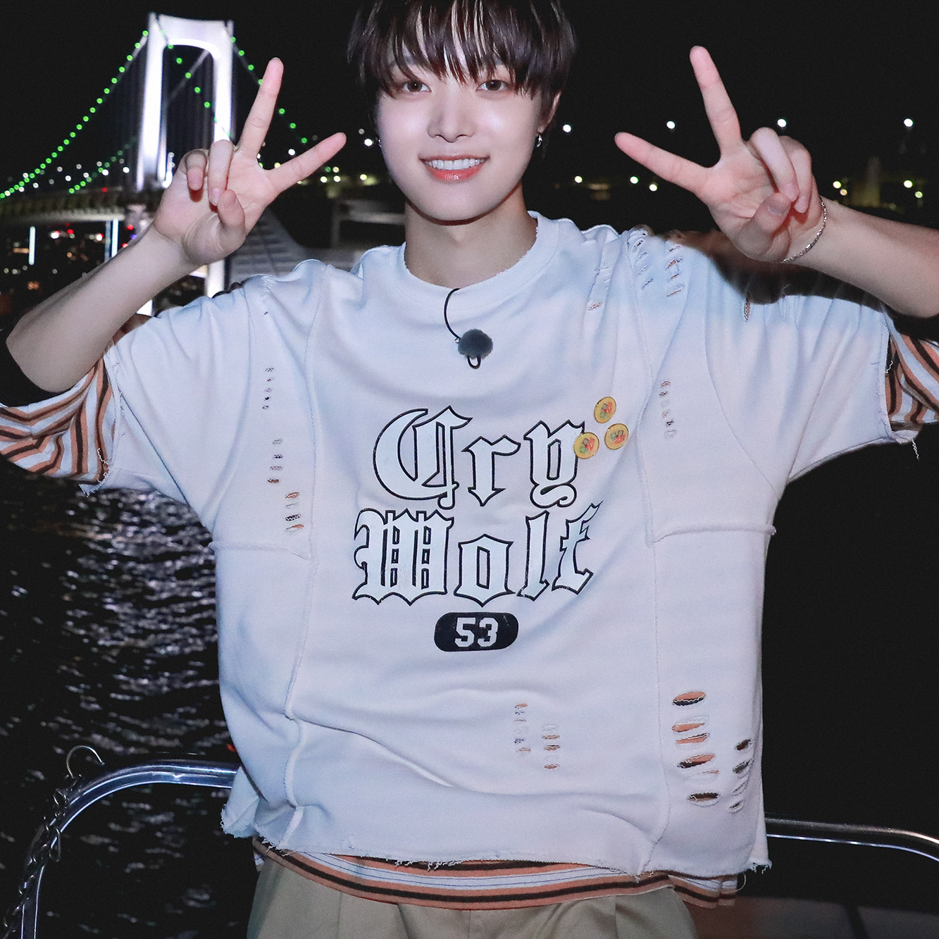 Behind-the-scenes cut of EJ (&TEAM)