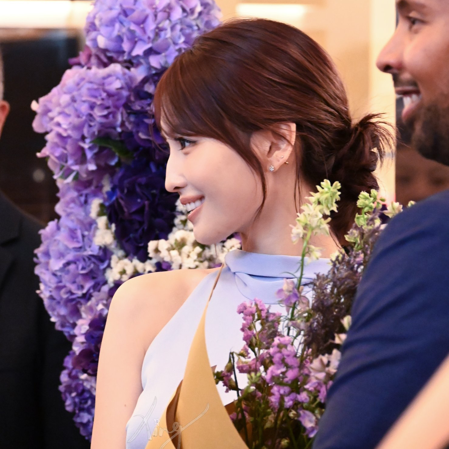 Recent activity shot of Momo (TWICE)