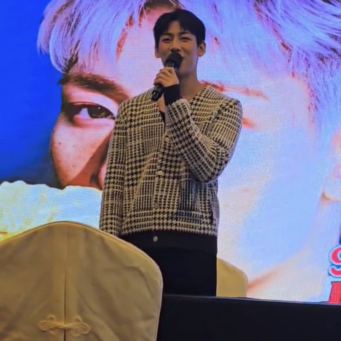 Potret di balik layar Bambam (GOT7)