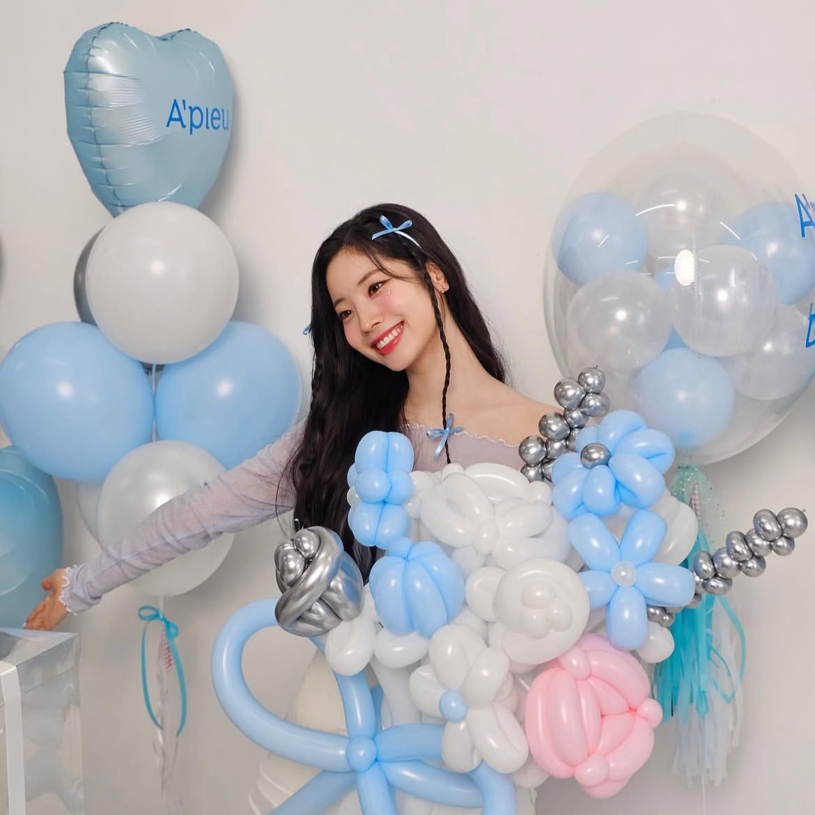 A moment captured by Dahyun (TWICE)'s fan