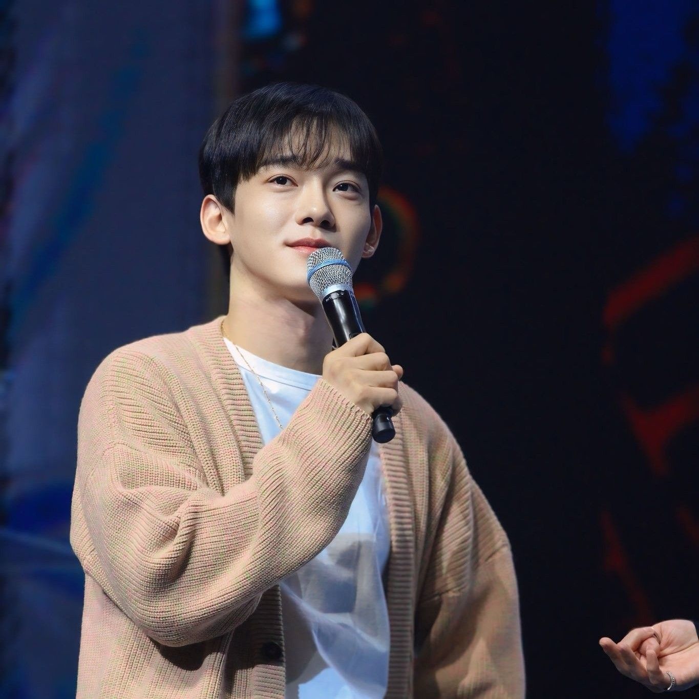 Latest photo of Chen (EXO)
