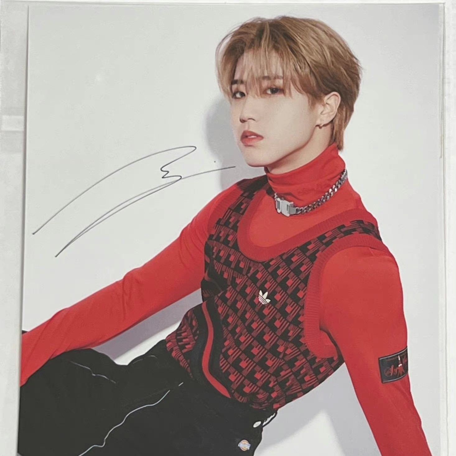 Latest photo of HAN (Stray Kids)