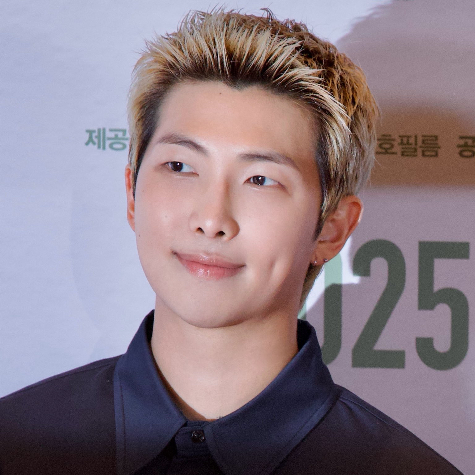 Behind-the-scenes cut of RM (BTS)