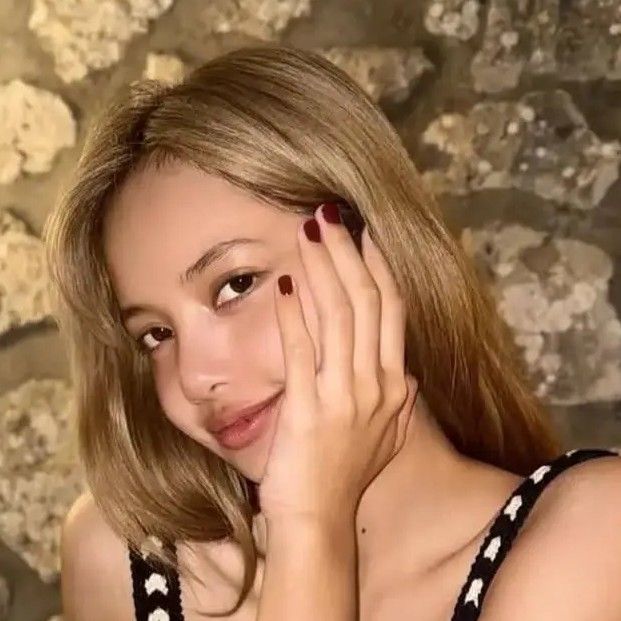 Lisa (BLACKPINK)粉絲拍下的瞬間