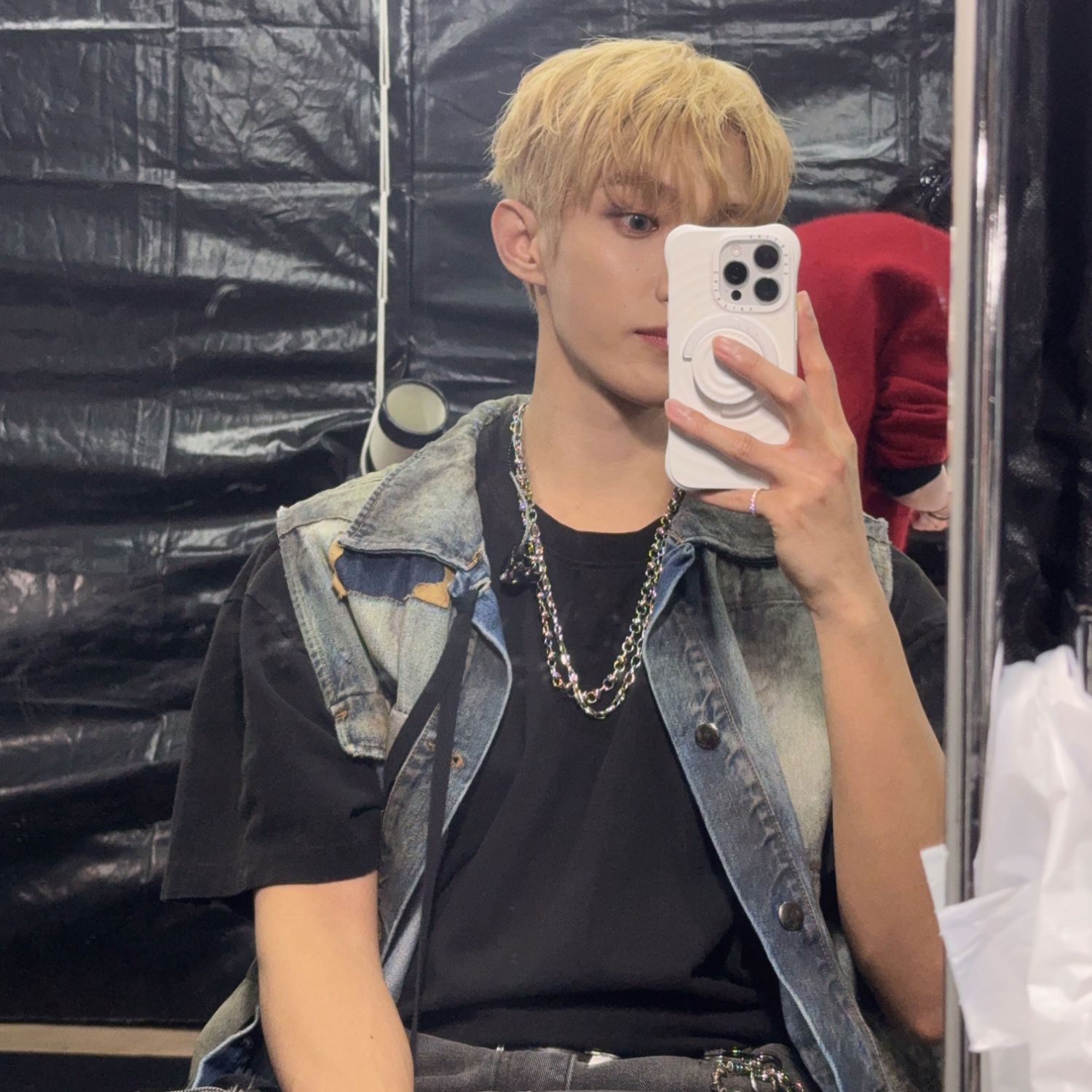 Latest photo of DK (SEVENTEEN)