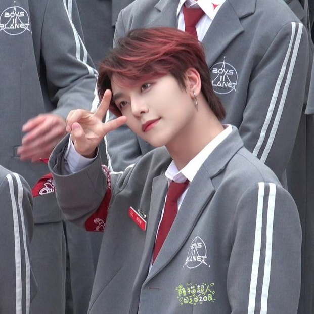 Behind-the-scenes cut of He Xinlong (BOY STORY)