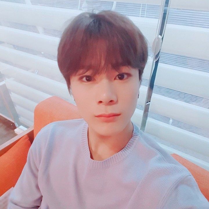Foto aktivitas terbaru Moonbin (ASTRO)
