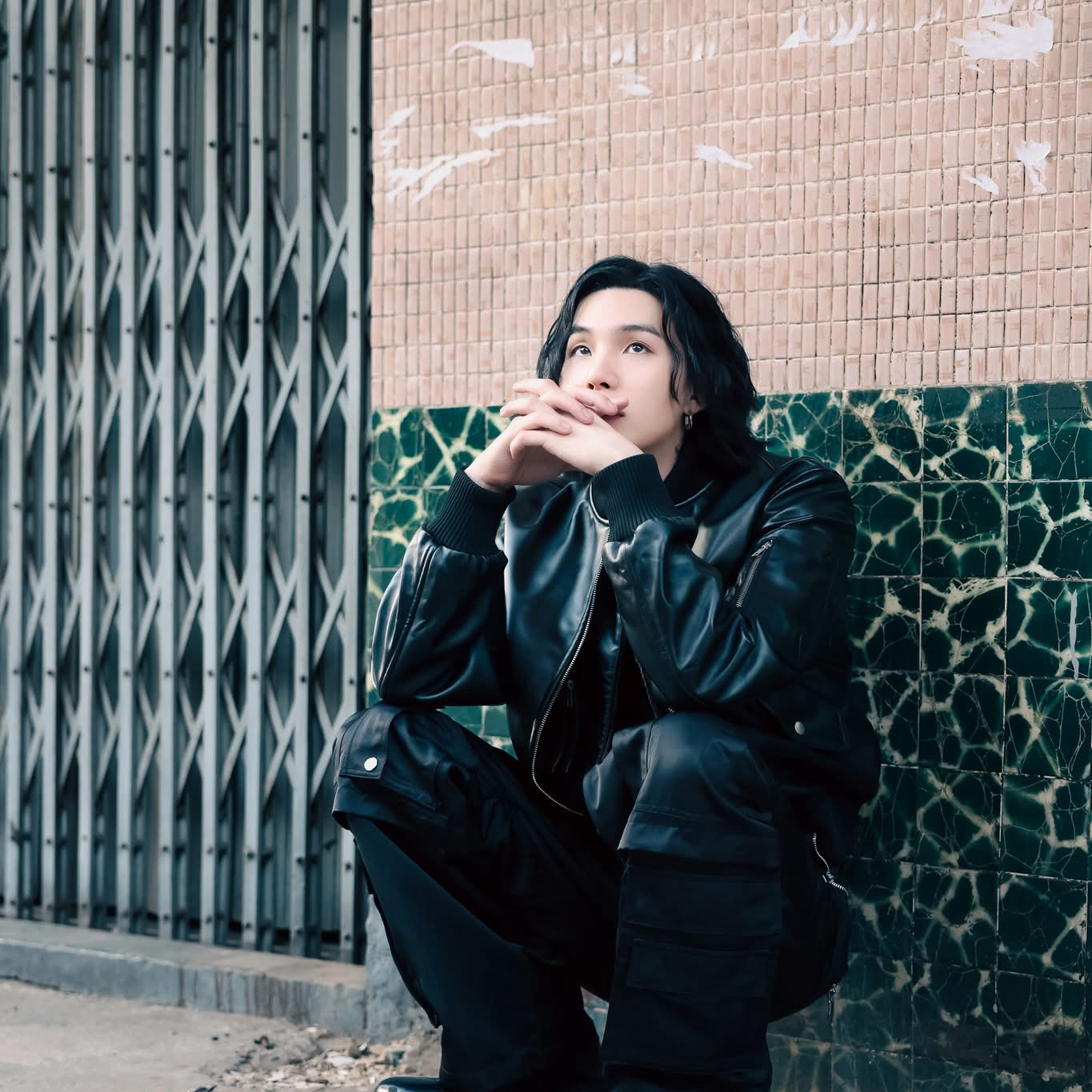 Foto aktivitas terbaru SUGA (BTS)