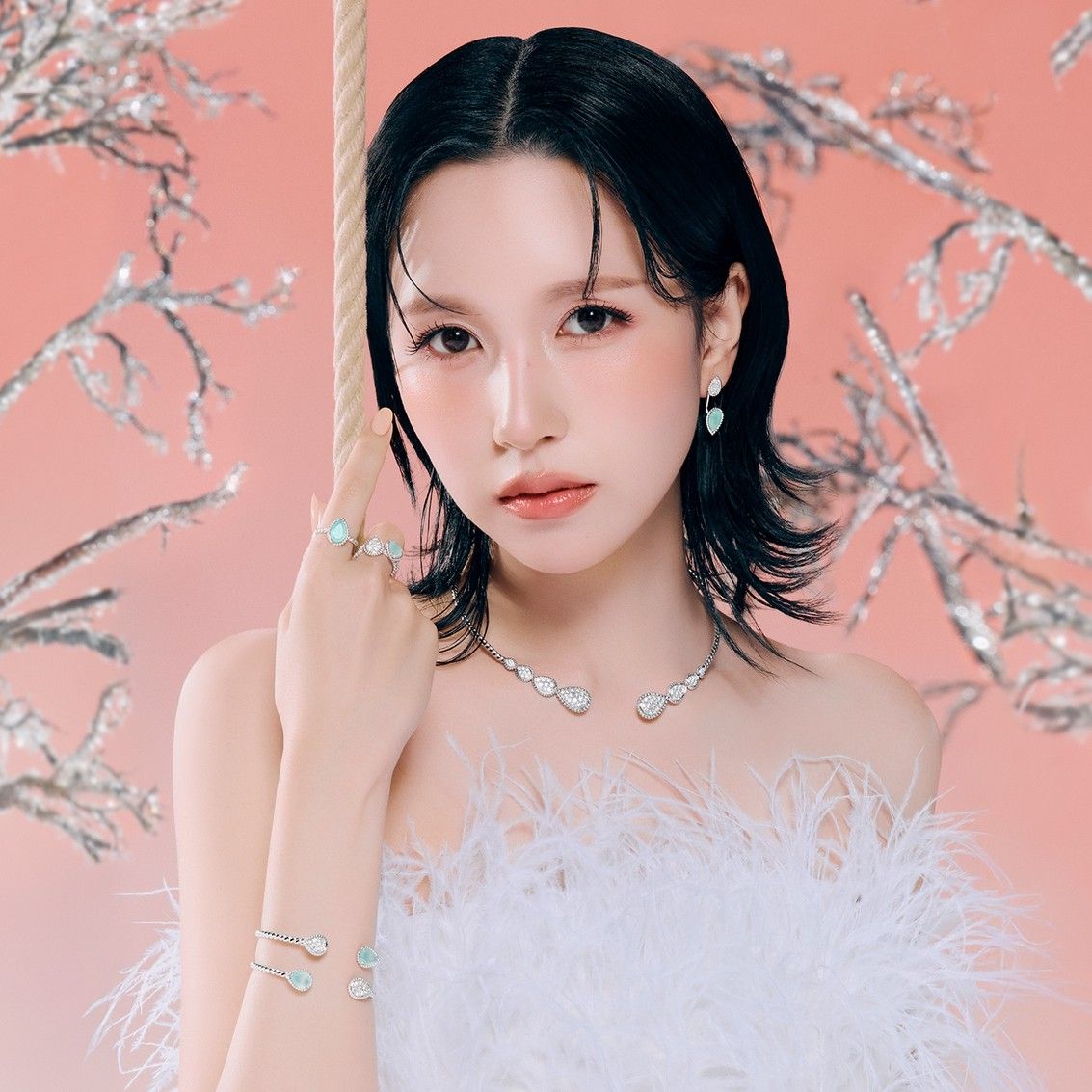 Mina (TWICE)的最新照片