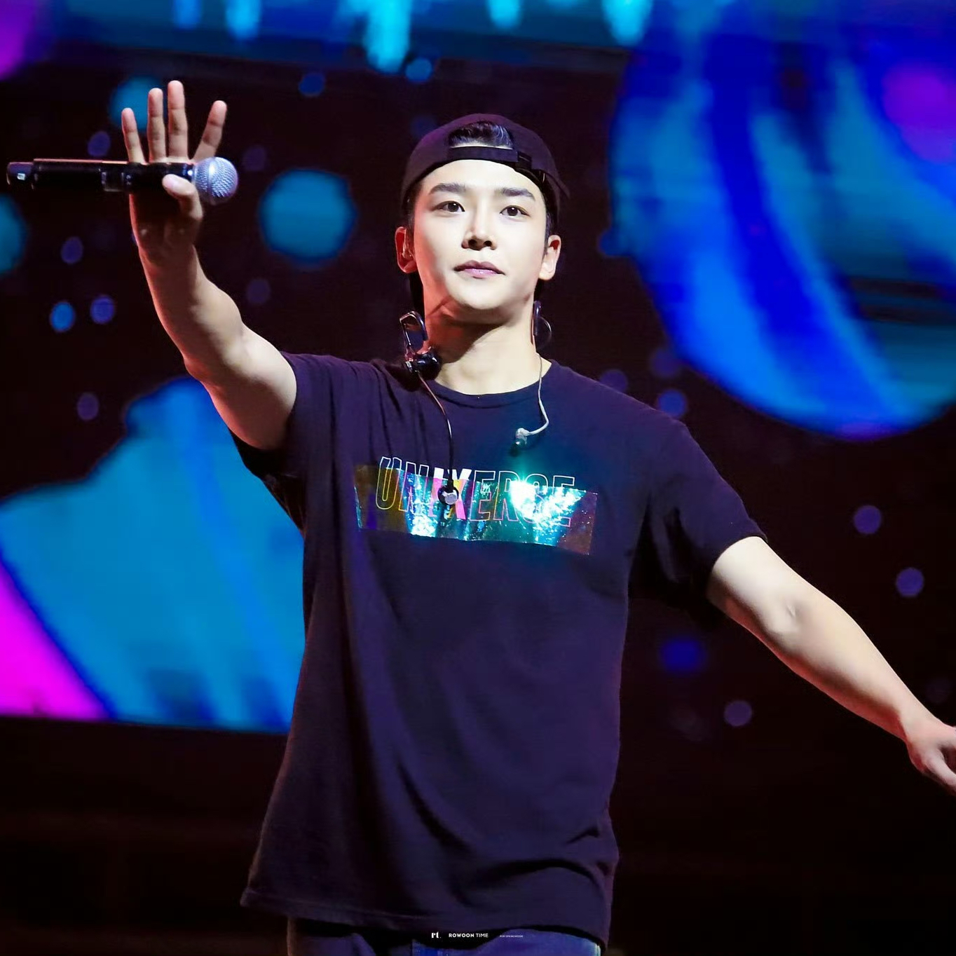 Behind-the-scenes cut of Rowoon