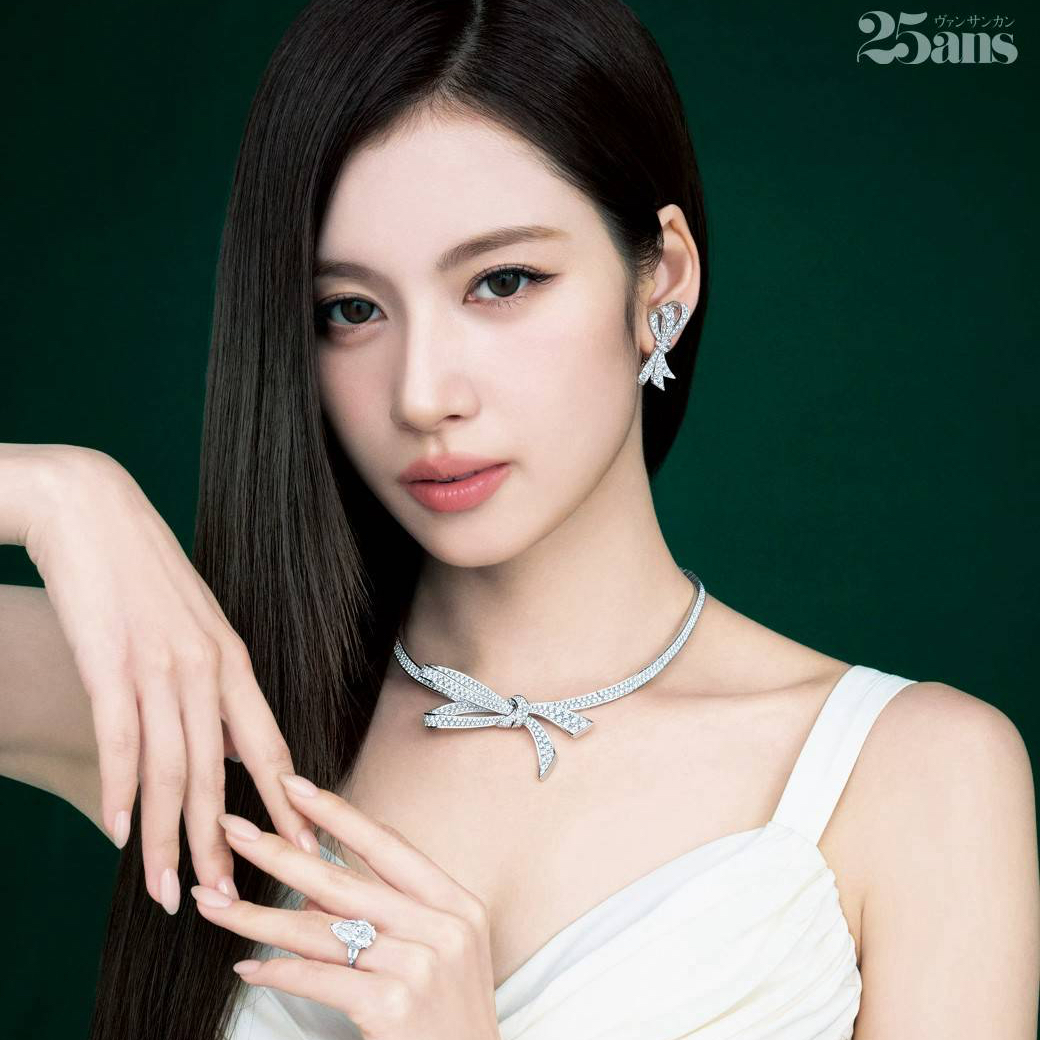 Sana (TWICE)的最新活動照片