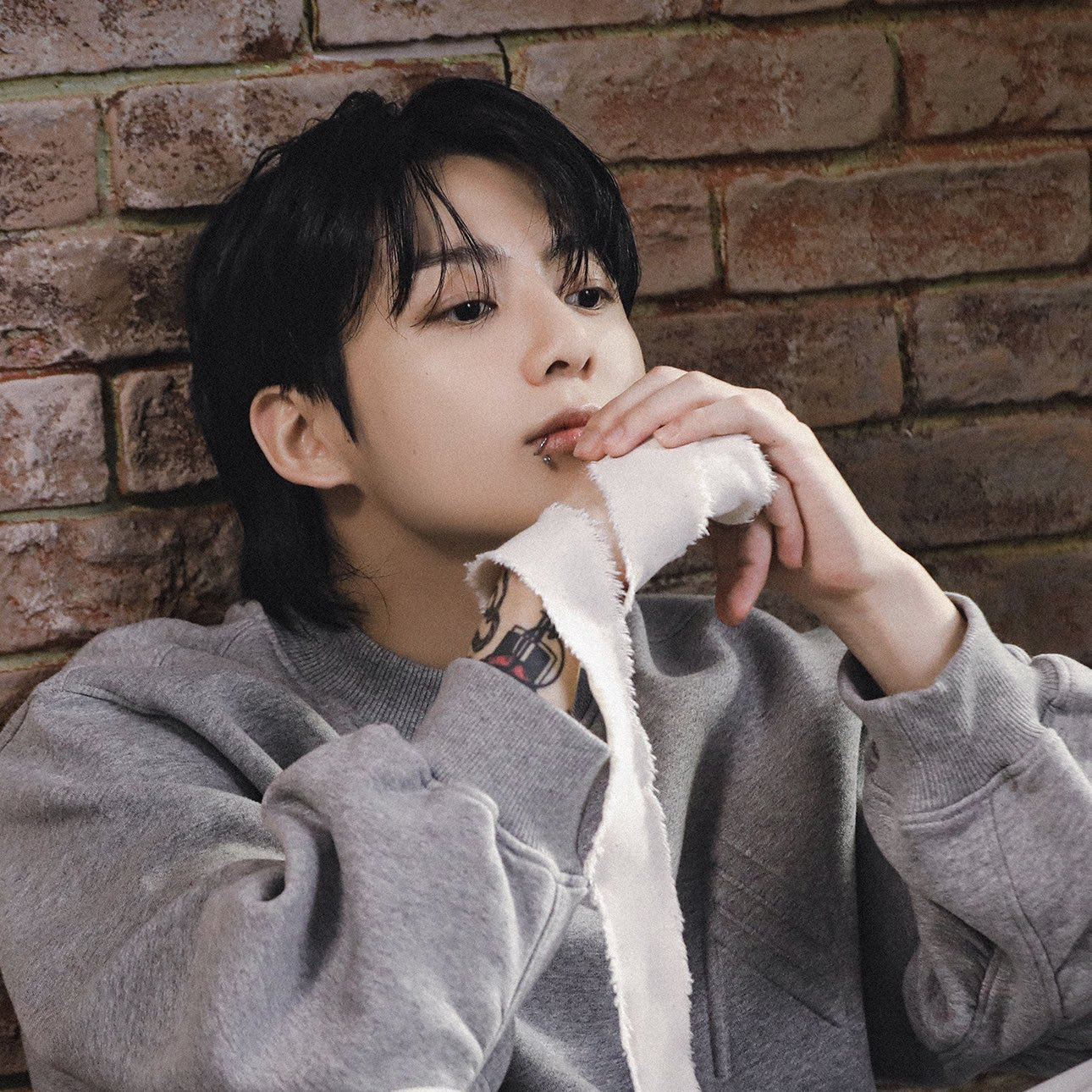 Foto aktivitas terbaru Jungkook (BTS)