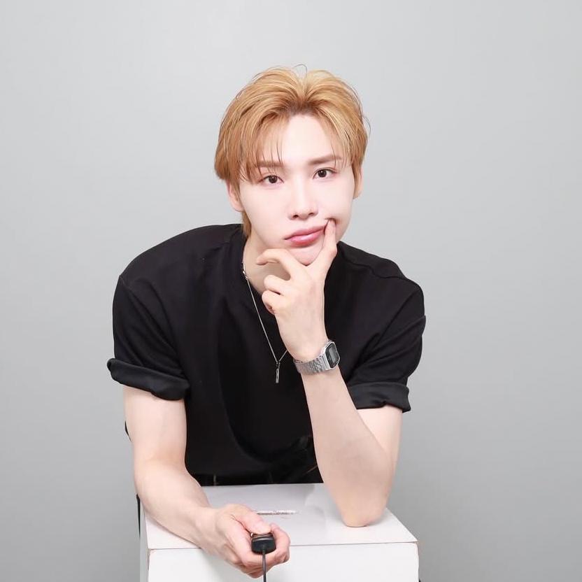 Behind-the-scenes cut of Jeon Woong (AB6IX)