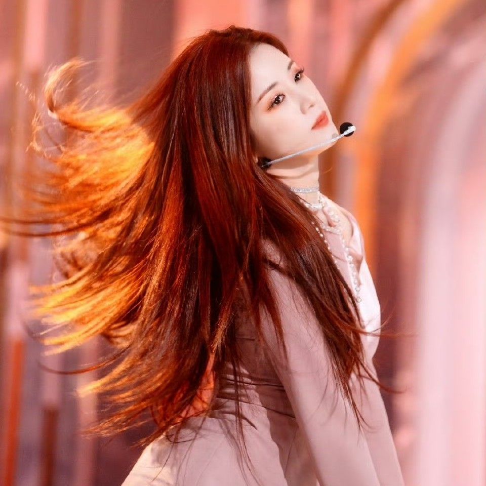 Foto terbaru Park Chorong (Apink)