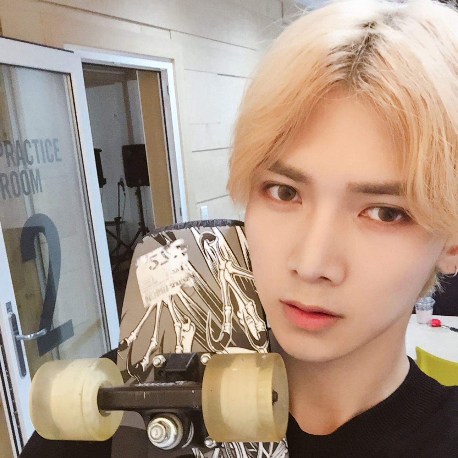 여상 (에이티즈) 최근 활동샷
