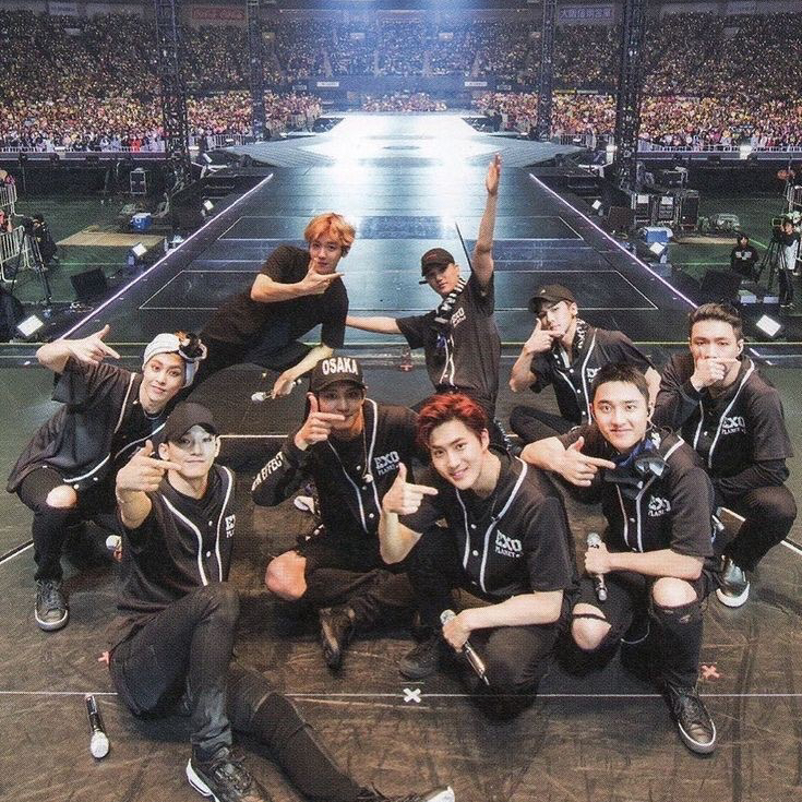 Latest photo of EXO