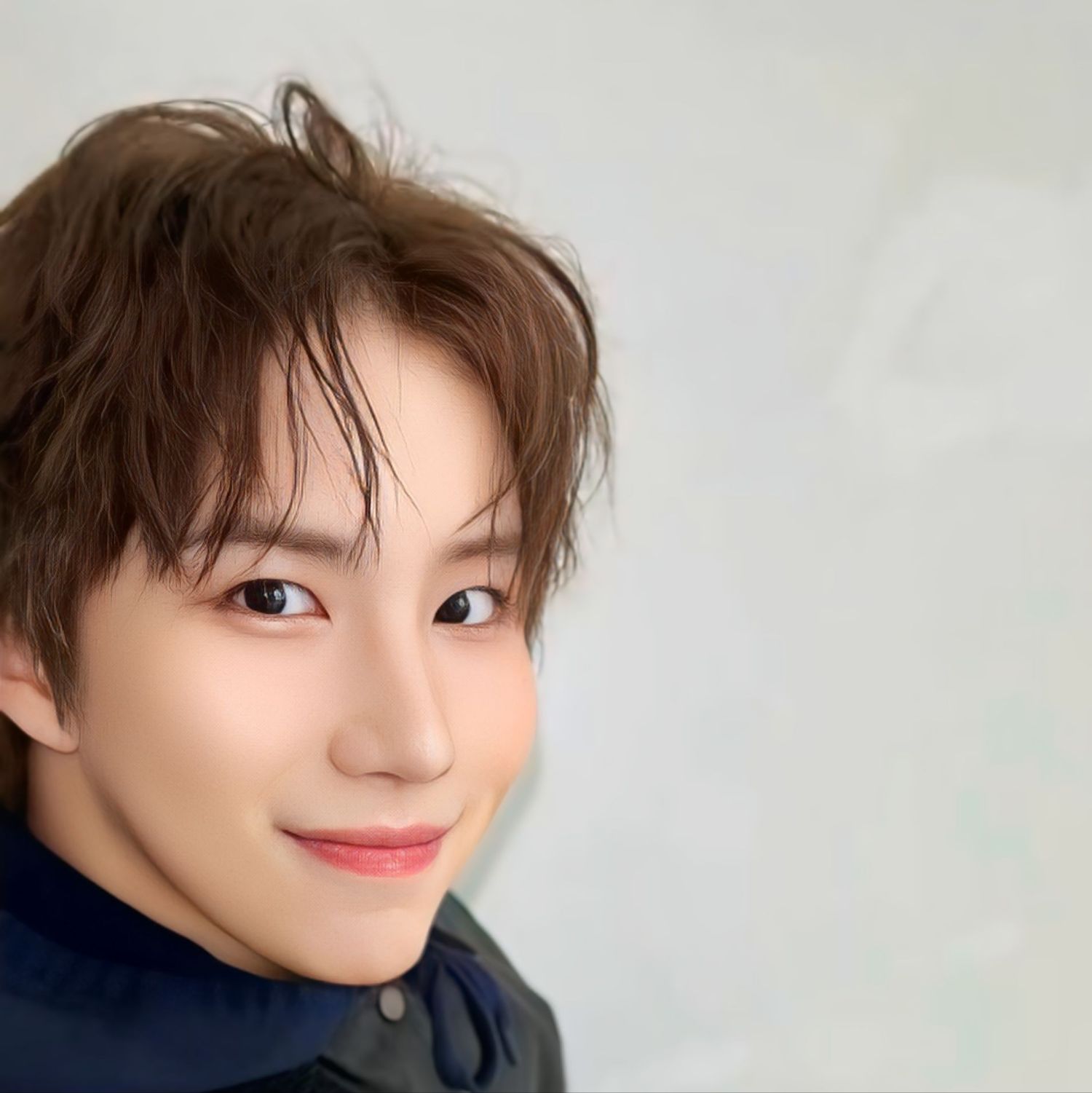 A moment captured by Wow (A.C.E)'s fan